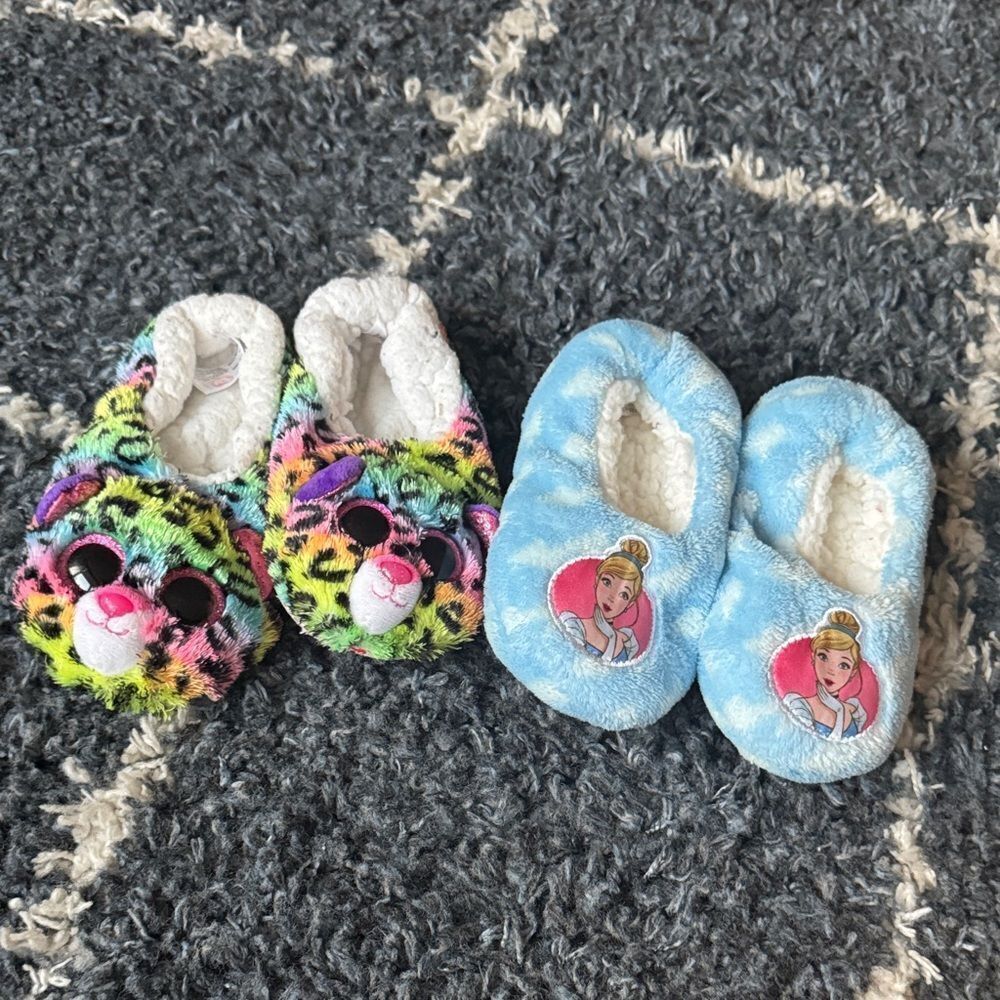 Bundle of 2 Toddler Non-Slip Slippers